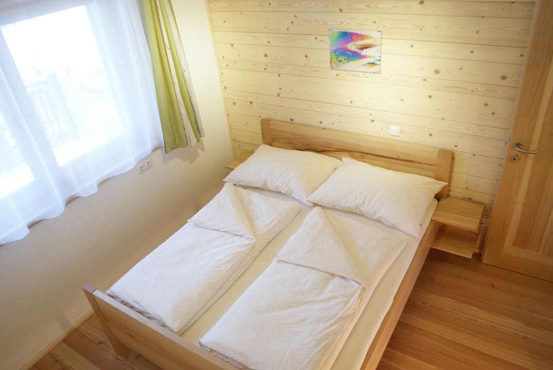 Buchenzimmer Ferienhaus Schwarzenbach