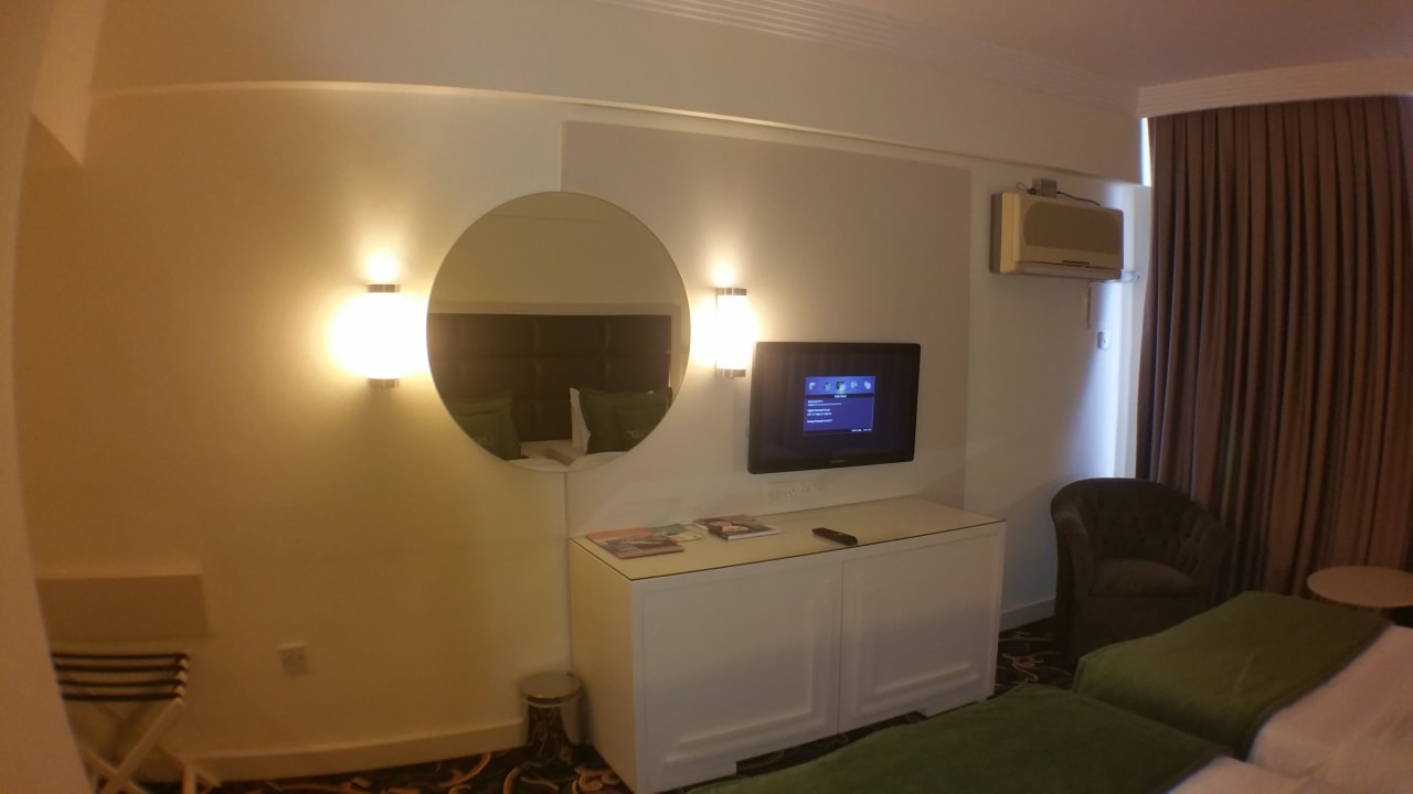 Zimmer Oscar Resort Hotel