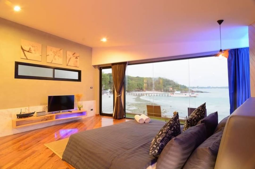 Interior Suite Ocean Front Hotel Ao Cho Grand View Resort