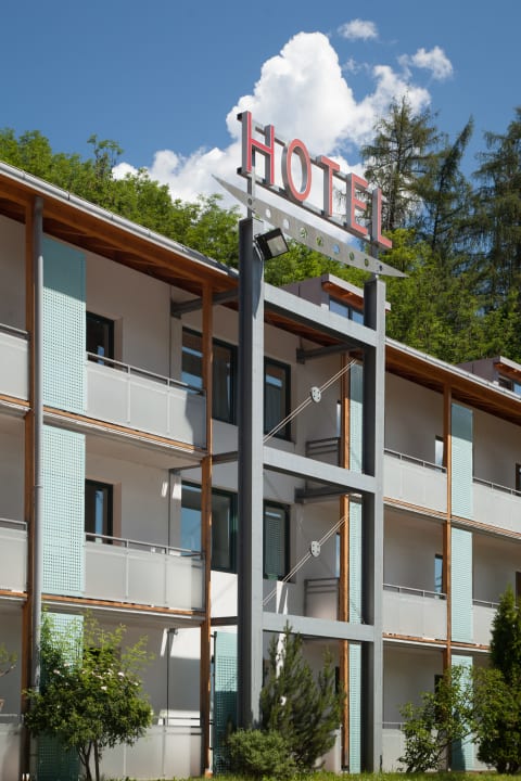 Außenansicht Hotel Brenner Stop & Go