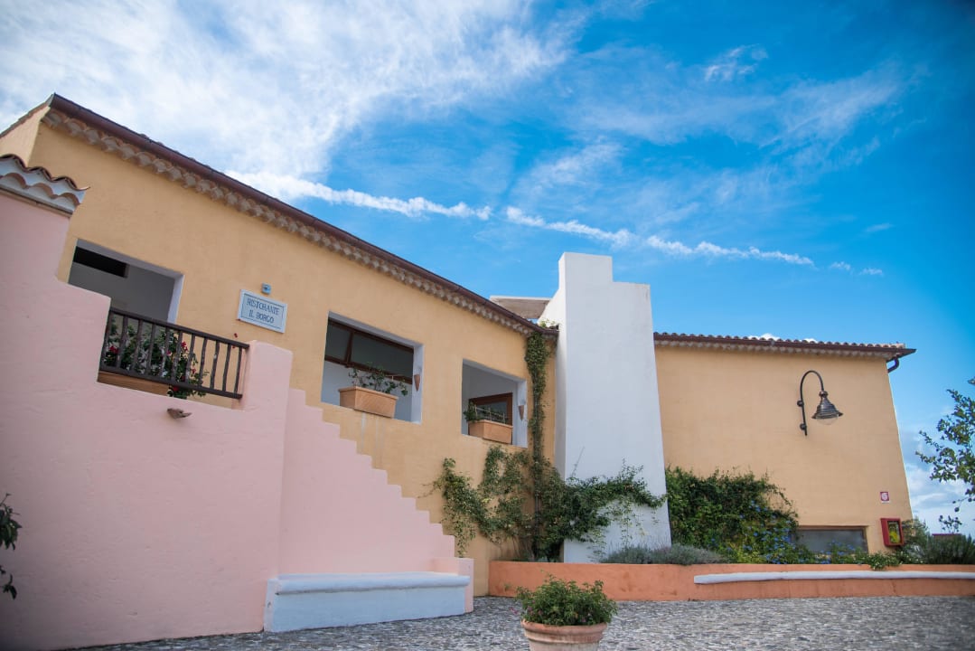 View Borgo di Fiuzzi Resort & SPA