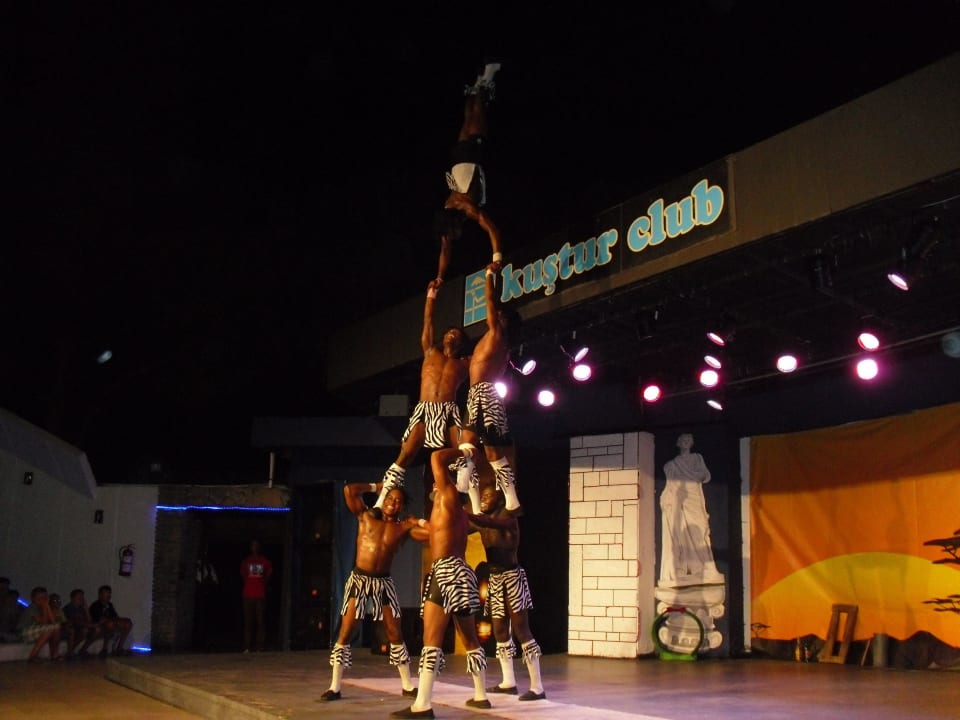 Afrika Show Kustur Club Holiday Village