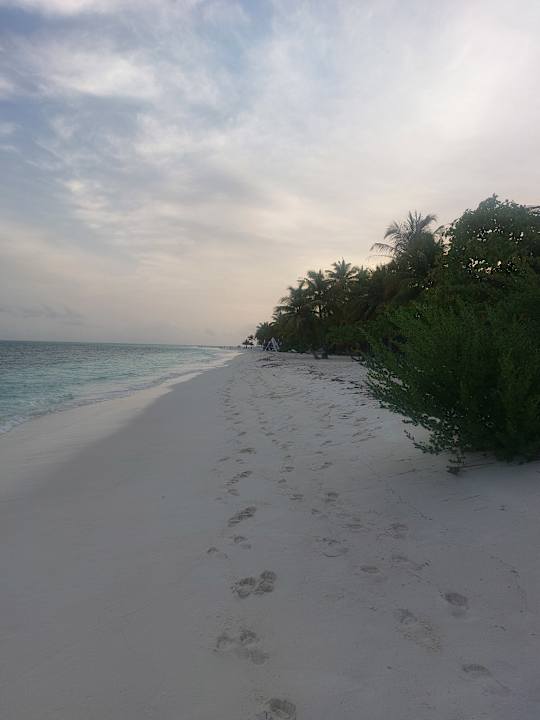 Strand Kuredu Island Resort & Spa