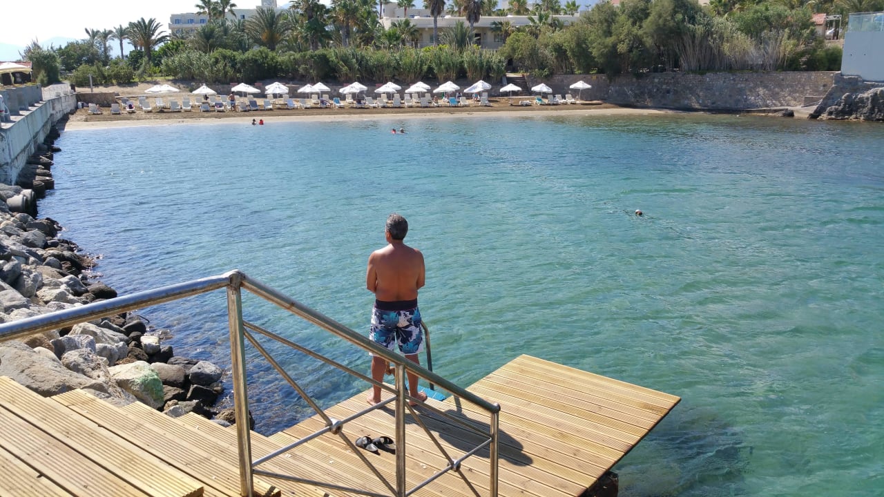 Oscar Resort Hotel Small Man Made Beach Oscar Resort Hotel