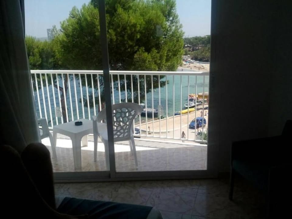 Balkon mit Blick aufs Meer azuLine Hoteles Mar Amantis & II