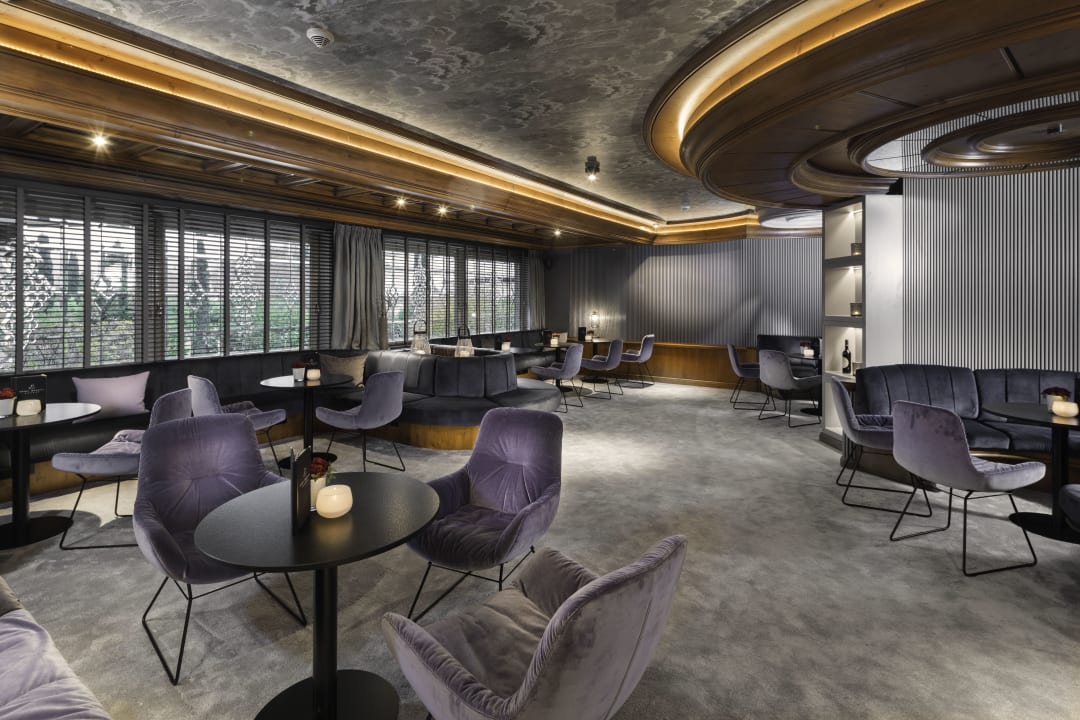 Lobby Hotel Engel Obertal