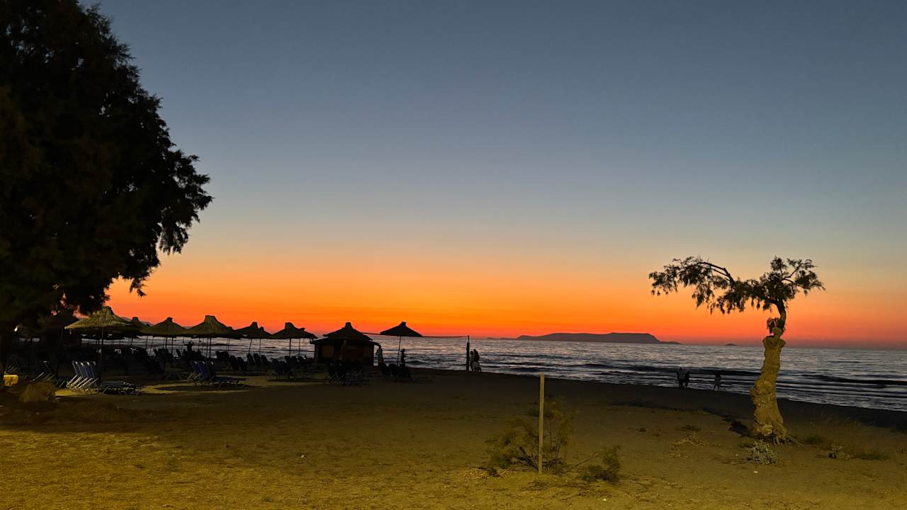 Strand Paralos Kosta Alímia