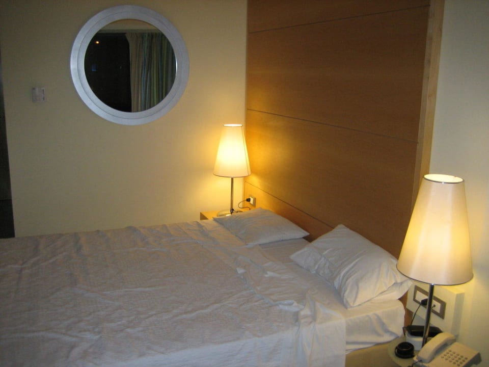 Bett Hotel Calypso Beach