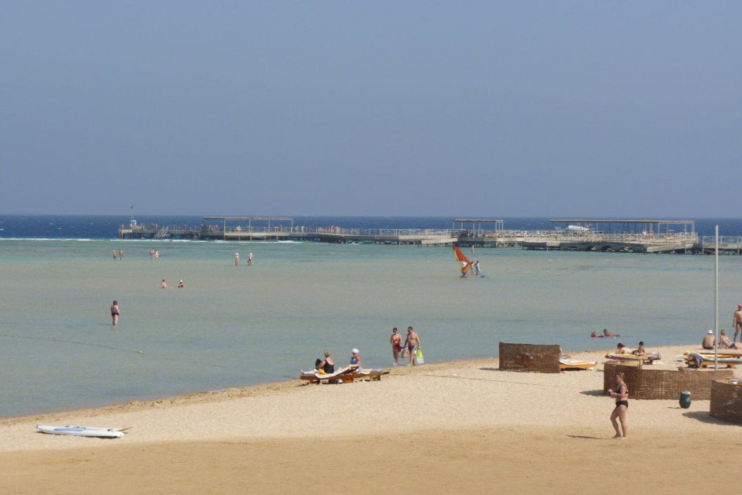 Schön Flach das Wasser für die Kleinen Titanic Beach Spa & Aqua Park