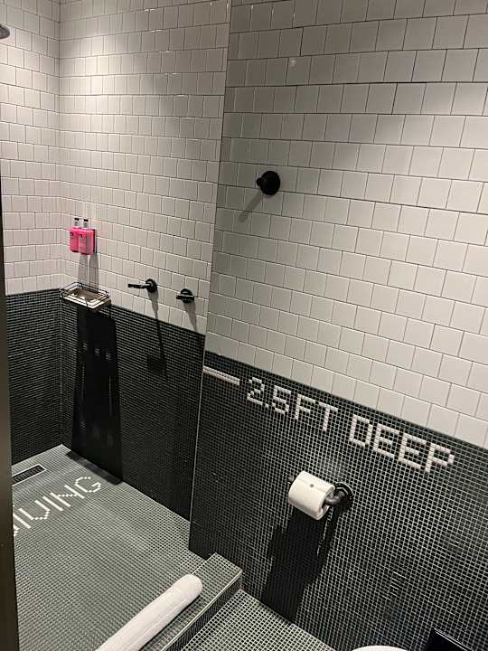 Zimmer MOXY NYC Times Square