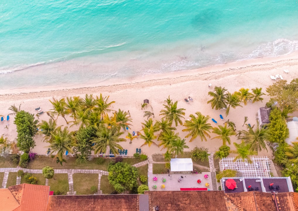 Strand Charela Inn Hotel