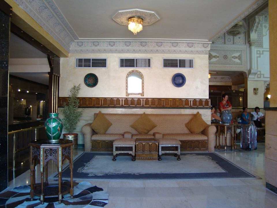 В главном холле Pickalbatros Alf Leila Wa Leila Resort - Neverland Hurghada