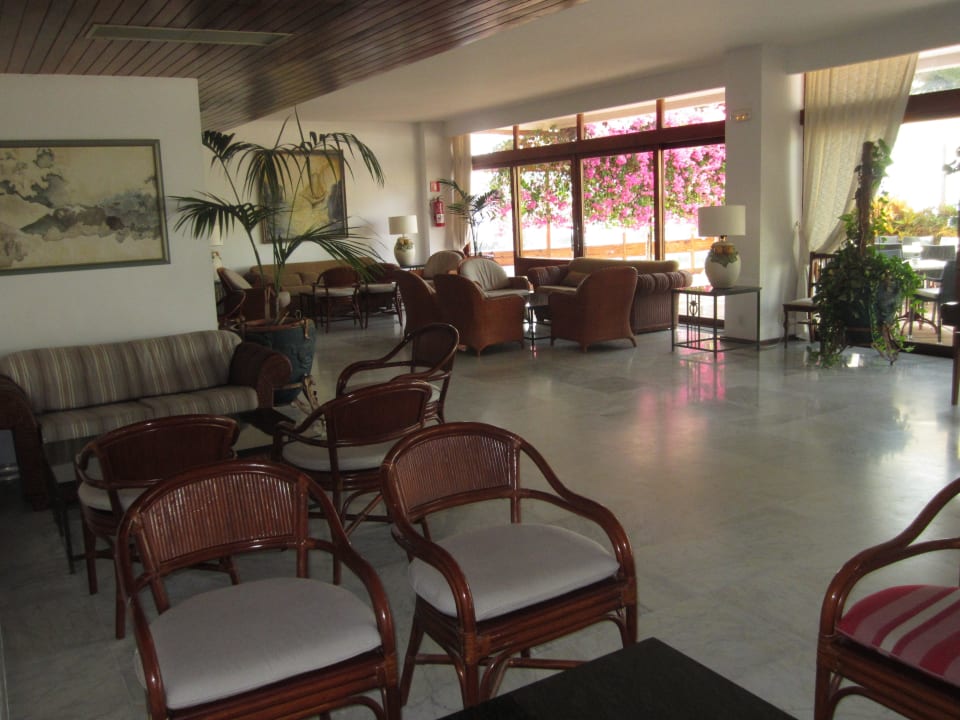 Eingangsbereich Hotel Fariones