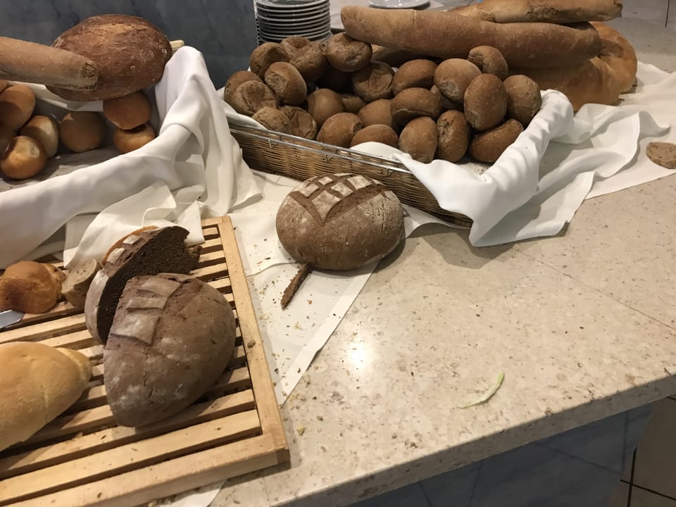 Gastro Eri Beach & Village