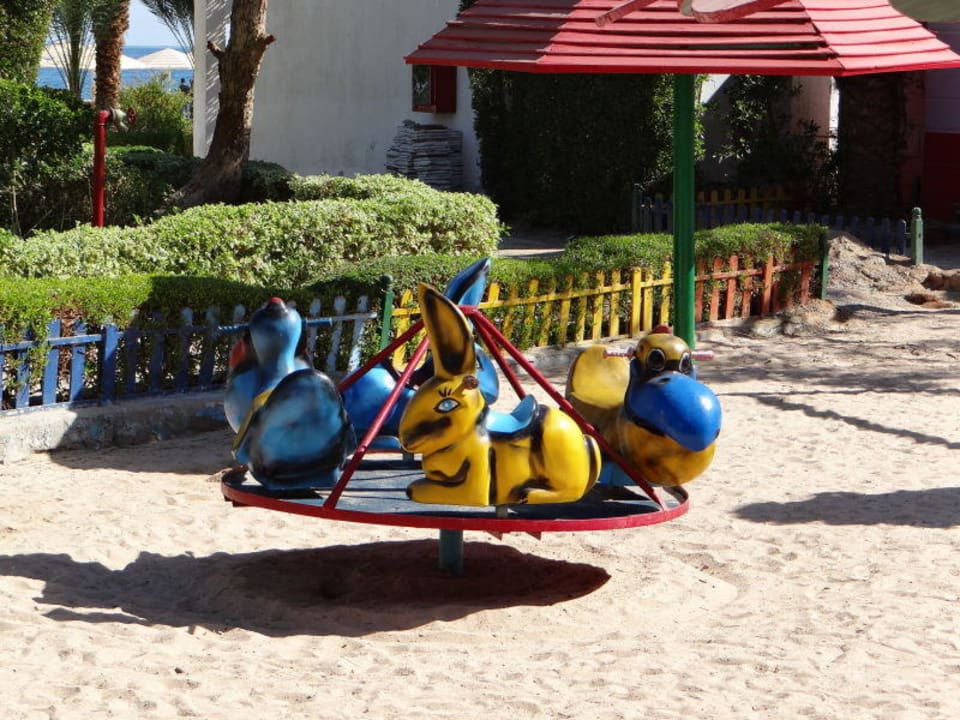 Kidsclub Karussell Menaville Safaga