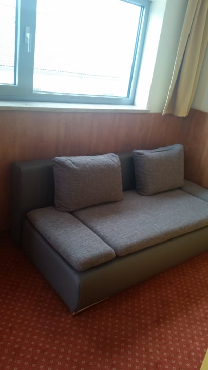 Couch Hotel-von-Heyden