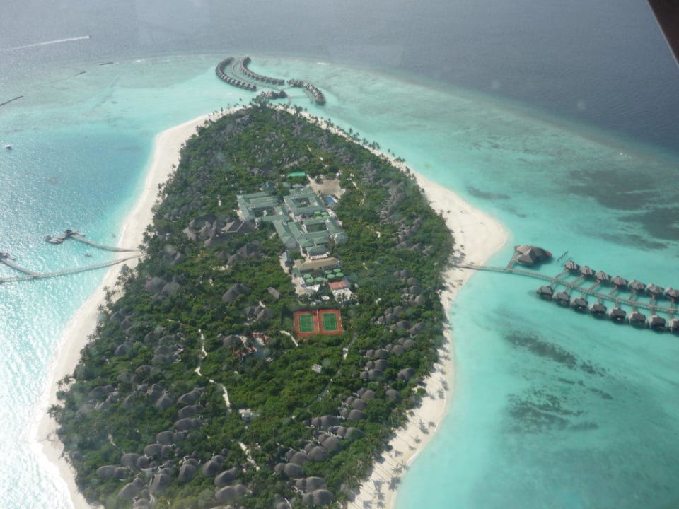 Irufushi - Blick aus dem Wasserflugzeug Sun Siyam Iru Fushi