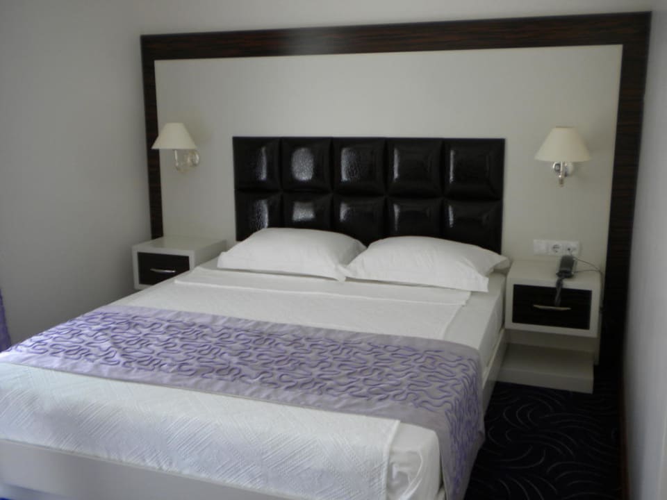 Sehr bequemes Bett Hotel Metur