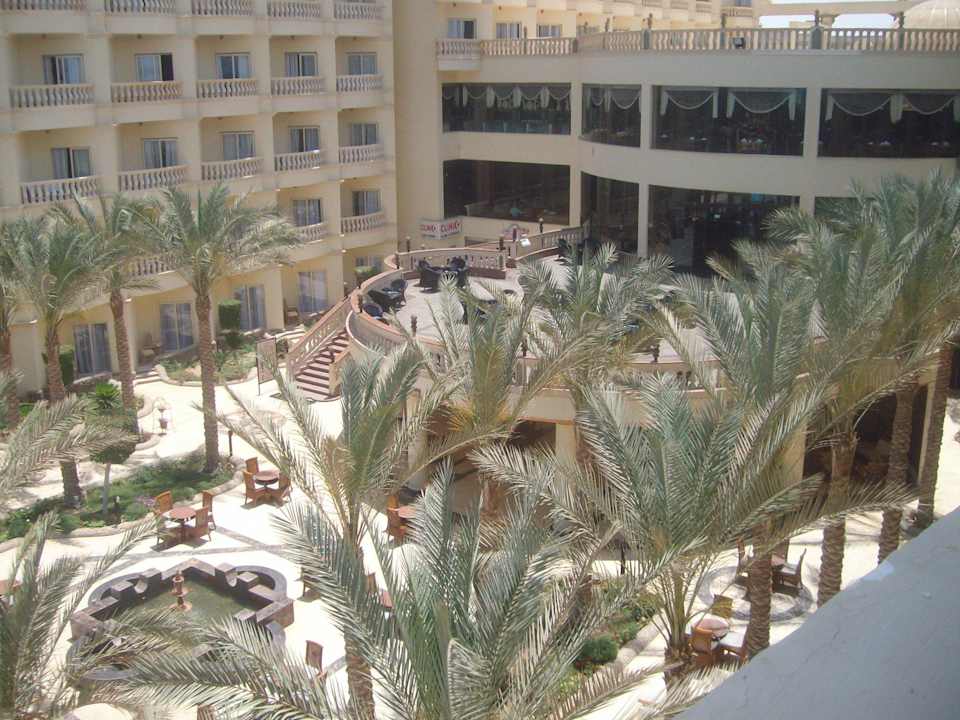 Вид из номера справа Riviera Aqua Park Resort