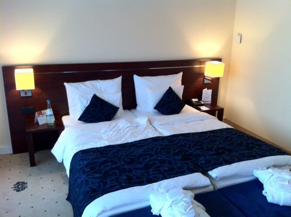Schlafzimmer Suite Hotel Vier Jahreszeiten Starnberg