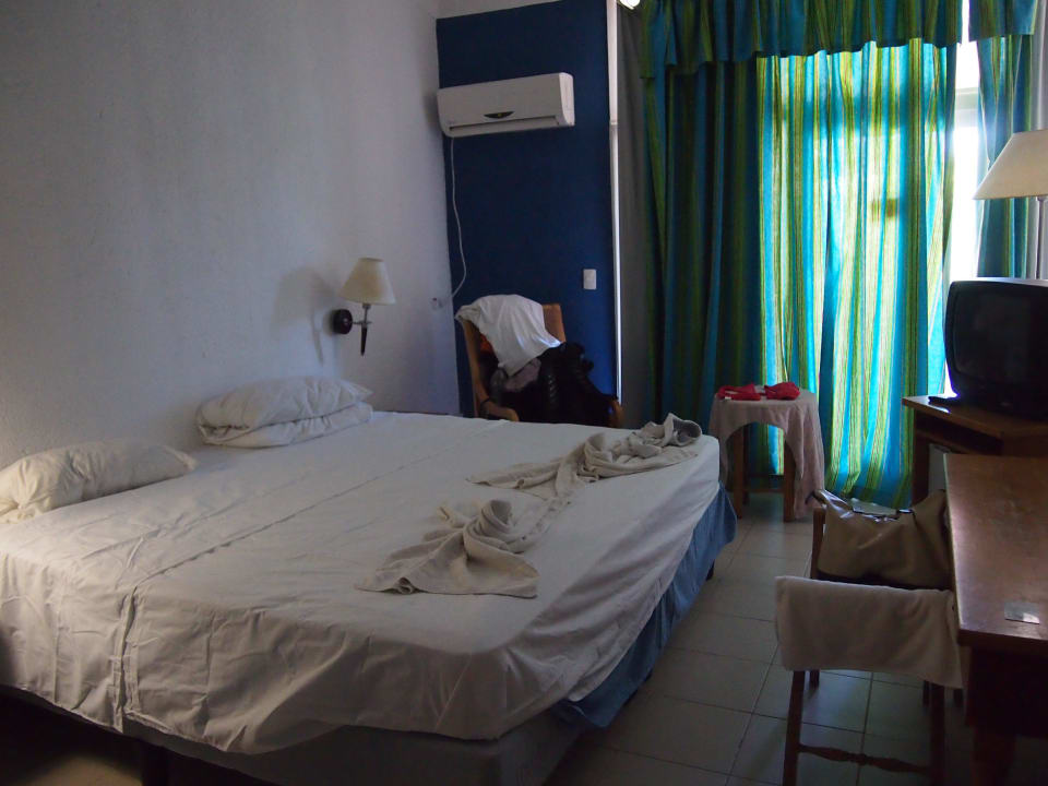 Sypialnia łoże king size Starfish Cuatro Palmas