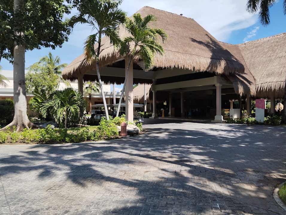 Außenansicht Iberostar Waves Tucan