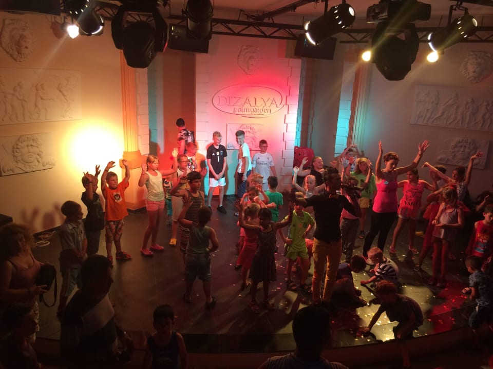 Kinderdisco Dizalya Palm Garden