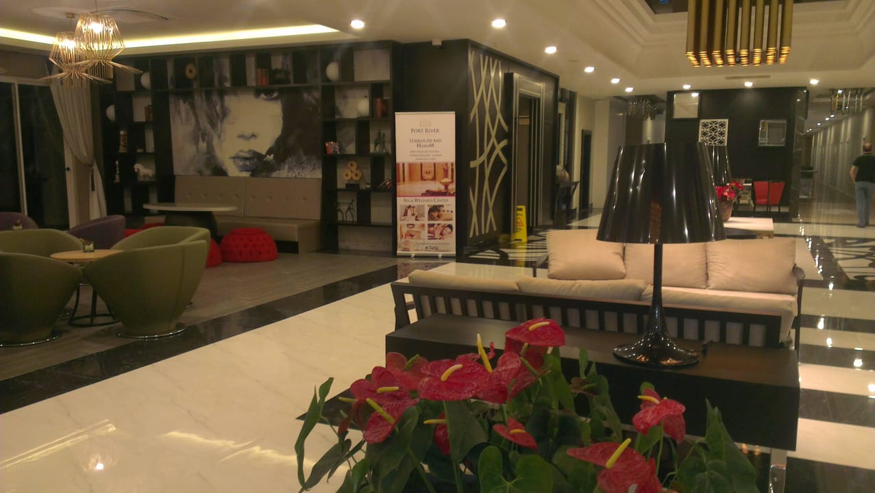 Lobby LRS Port River Hotel & Spa