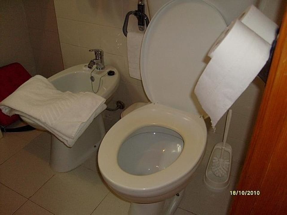 Sieht wirklich nicht einladend aus Golden Club Cabanas