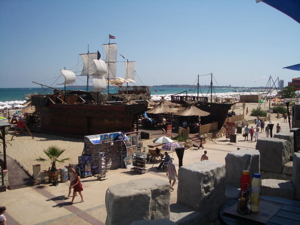 Piratenschiff Chaika Beach & Spa Hotel