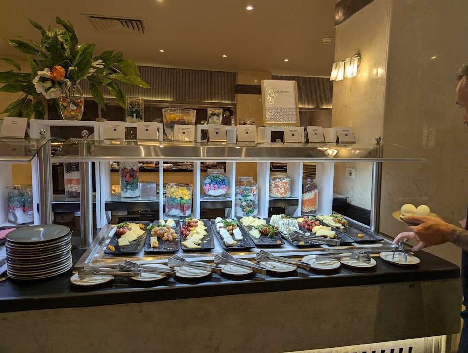 Gastro SUNRISE Crystal Bay Resort