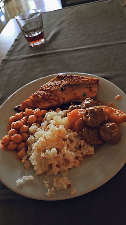 Gastro Telatiye Resort