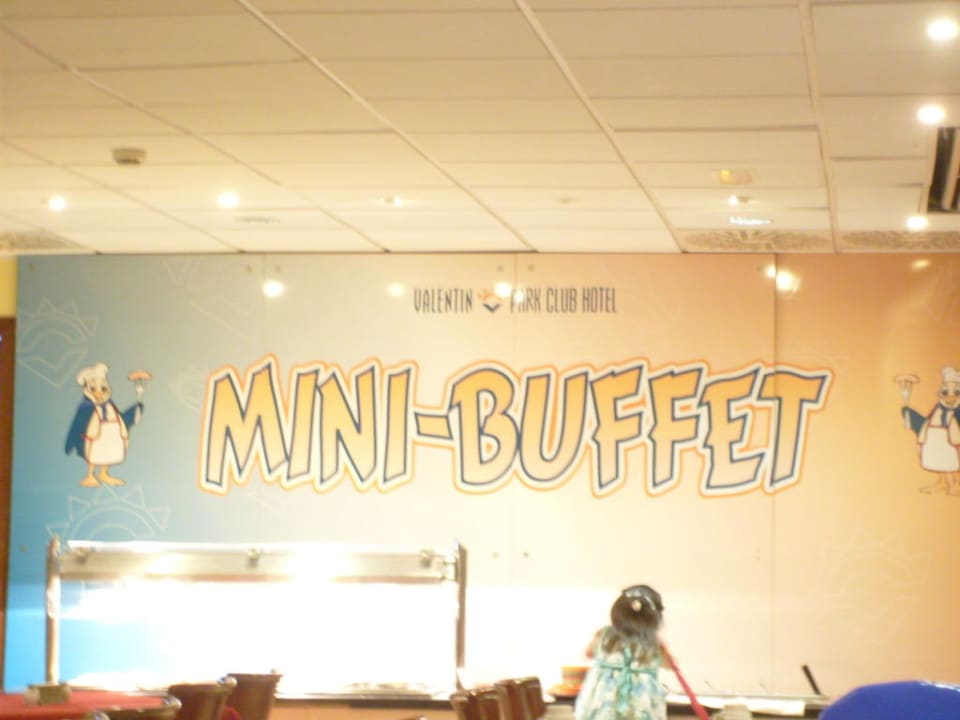 Mini-Buffet Valentin Grand Park Suite Hotel