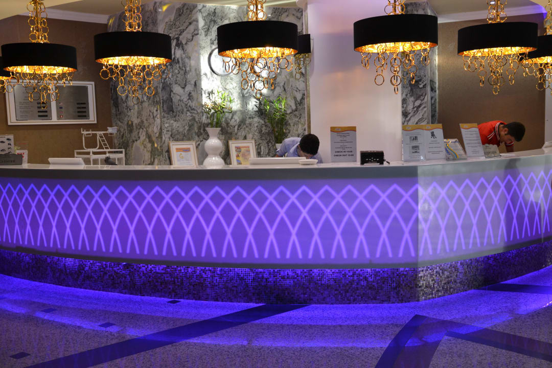 Reception in lila Hane Family Resort