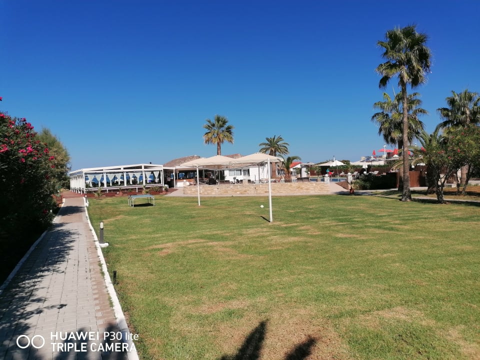 Außenansicht HARPIN Happy Days Beach Hotel