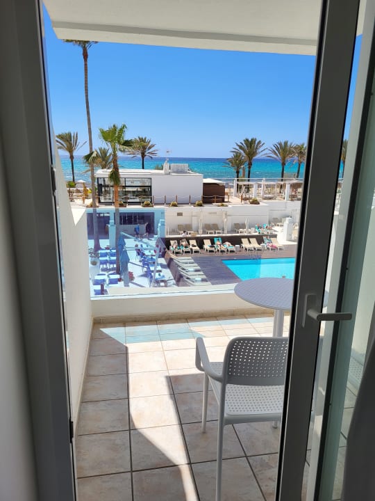 Zimmer Iberostar Waves Bahia de Palma