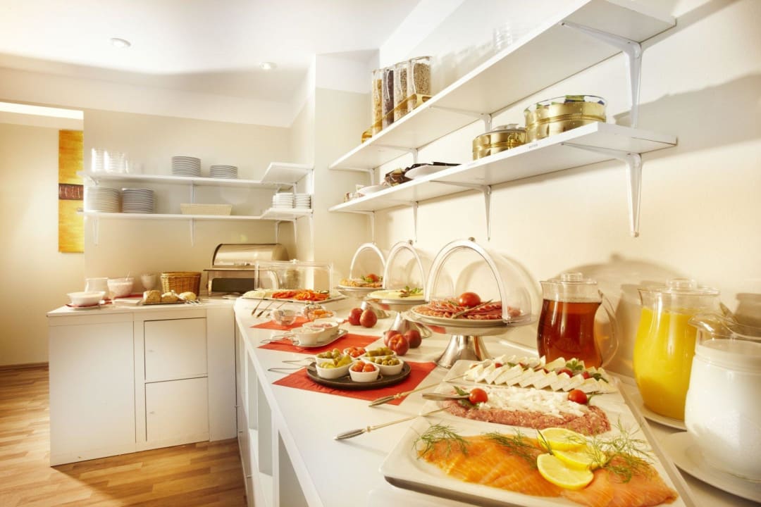 Nordic hotel am Kieler Schloss Frühstück Premiere Classe Hotel Am Kieler Schloss Kiel