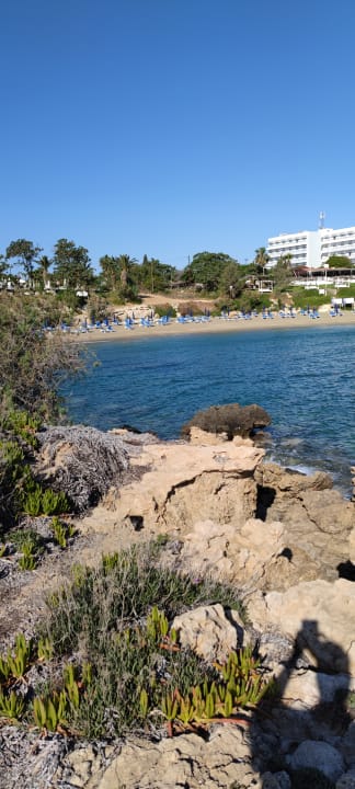 Strand Crystal Springs Beach Hotel