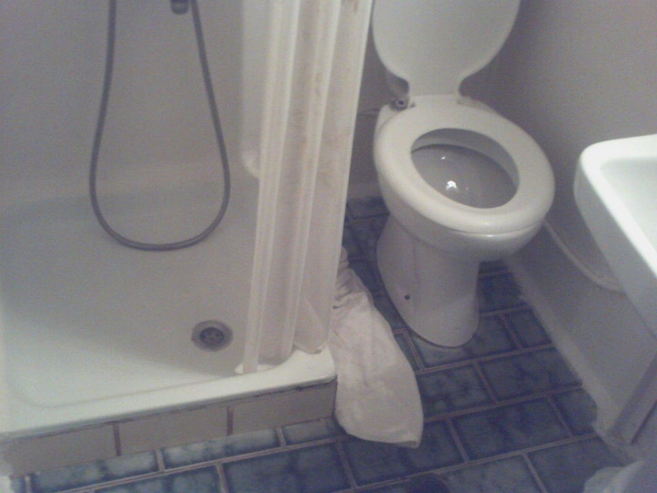 Alles unter Wasser HARPIN Happy Days Beach Hotel