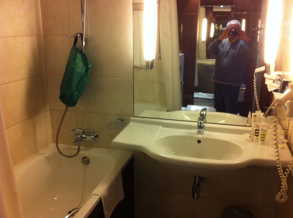 Bad im Zimmer Mercure Karpacz Resort