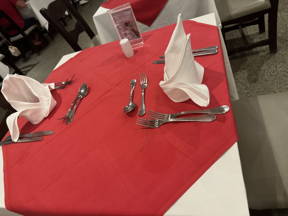 Gastro Three Corners Equinox Beach Resort