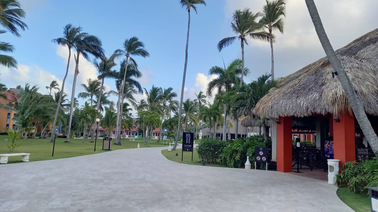 Außenansicht Punta Cana Princess All Suites Resort & Spa