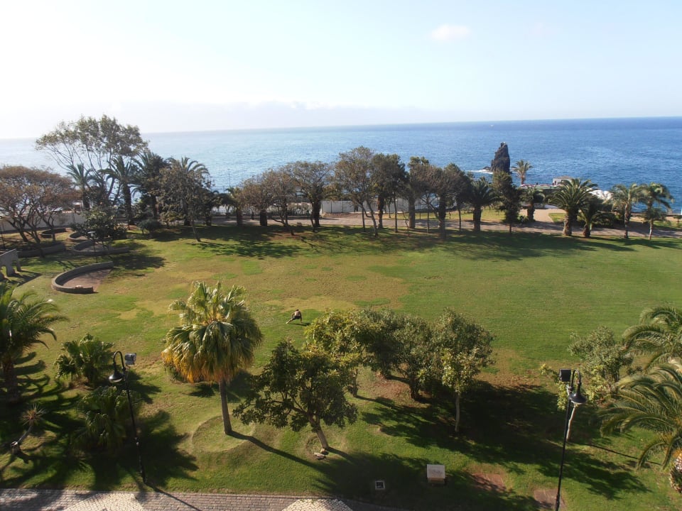 Blick runter zum Lido Hotel Porto Mare - PortoBay