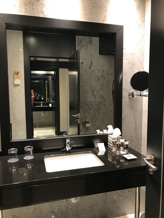 Bad Mercure Bilbao Jardines De Albia