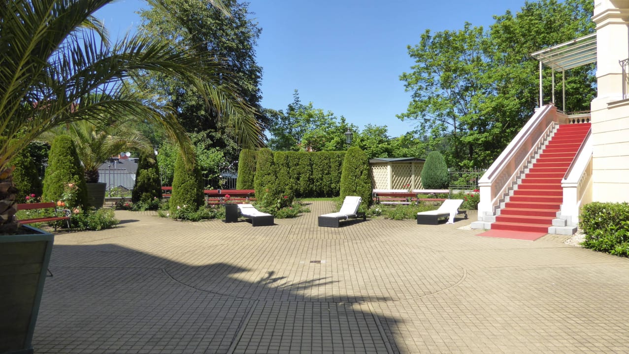 Gartenanlage Savoy Westend Hotel