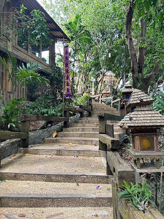 Gartenanlage Santhiya Koh Phangan Resort & Spa