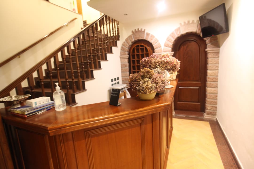 Lobby Alpin Llogara Hotel