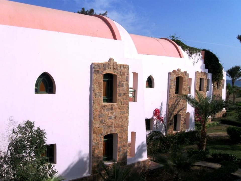 Gebäude im maurischen Stil Shams Alam Beach Resort