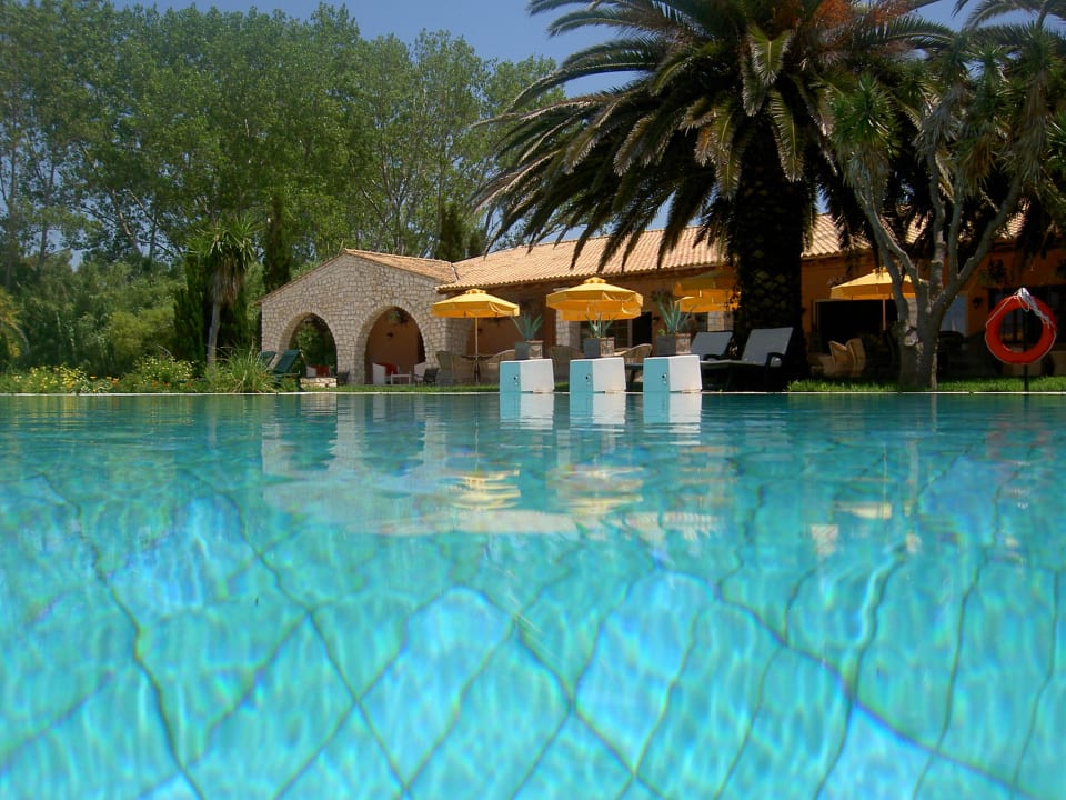 Herrliche Poolzone St. George's Bay Country Club