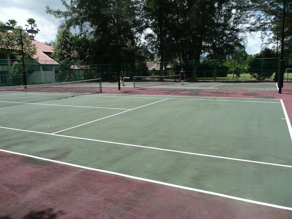 Tennisplätze Hotel Miri Marriott Resort & Spa